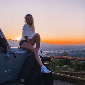 Meet your Posher, Cheyanne